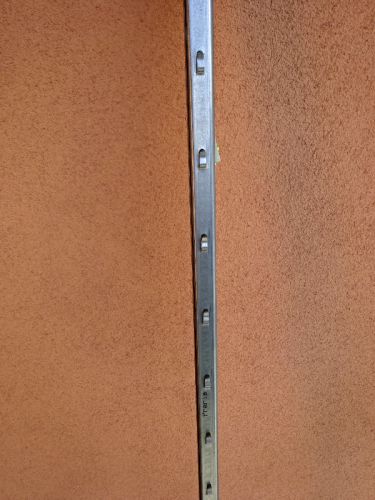 Słupek sadowniczy do winnic 250cm komplet 8 sztuk